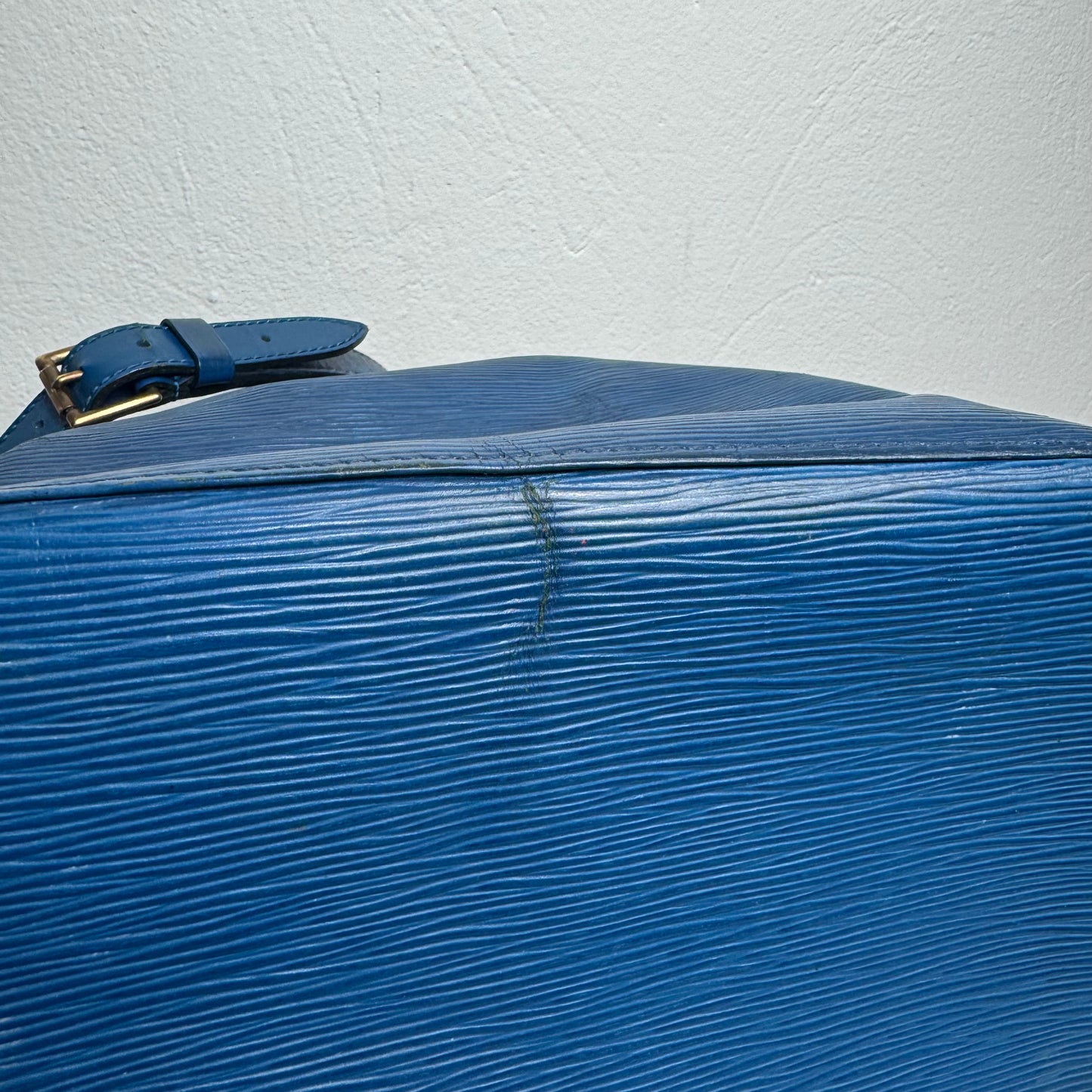 Louis Vuitton Sac Noé Petit – Cuir Épi Bleu