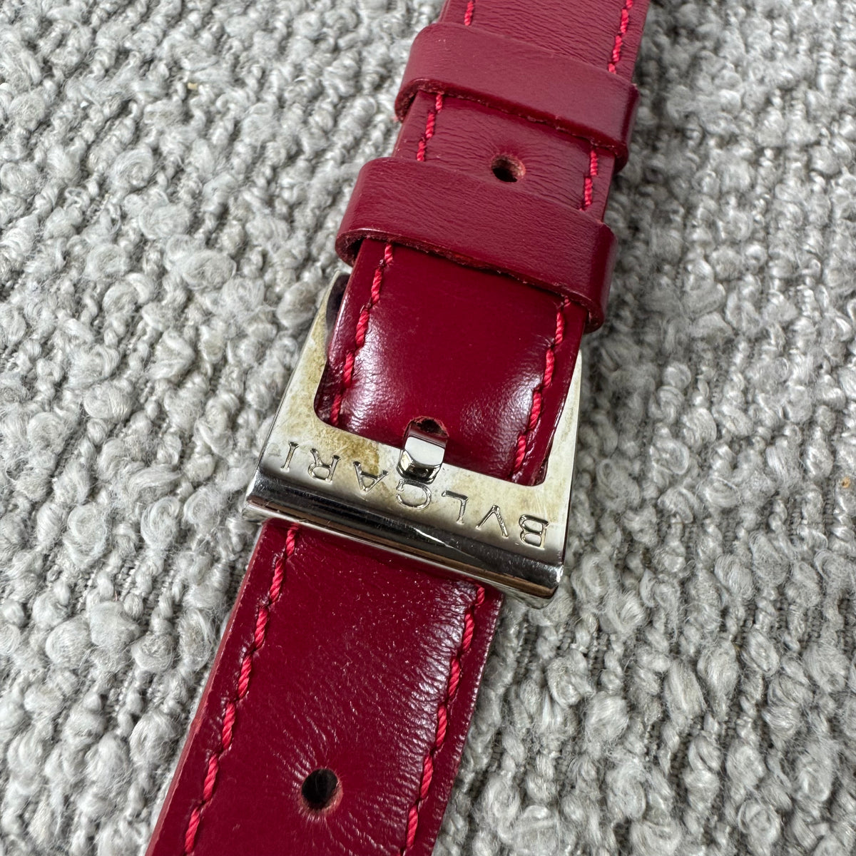 BVLGARI Limited Edition Handtasche – Rotes Leder – Nr. 228/888