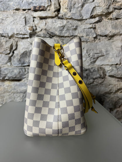 Louis Vuitton Néo Noé Damier Azur – Gelbes Innenfutter