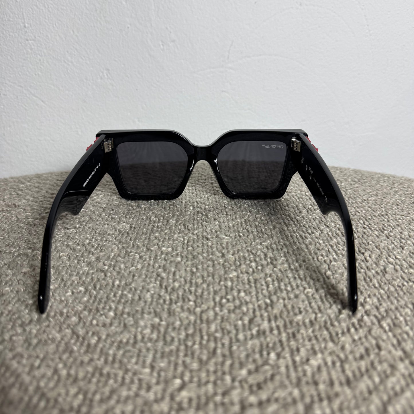 Off-White „Virgil“ Sunglasses (Black/Red)