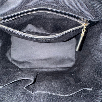 Aigner Beuteltasche – Schwarzes Leder mit Kroko-Prägung