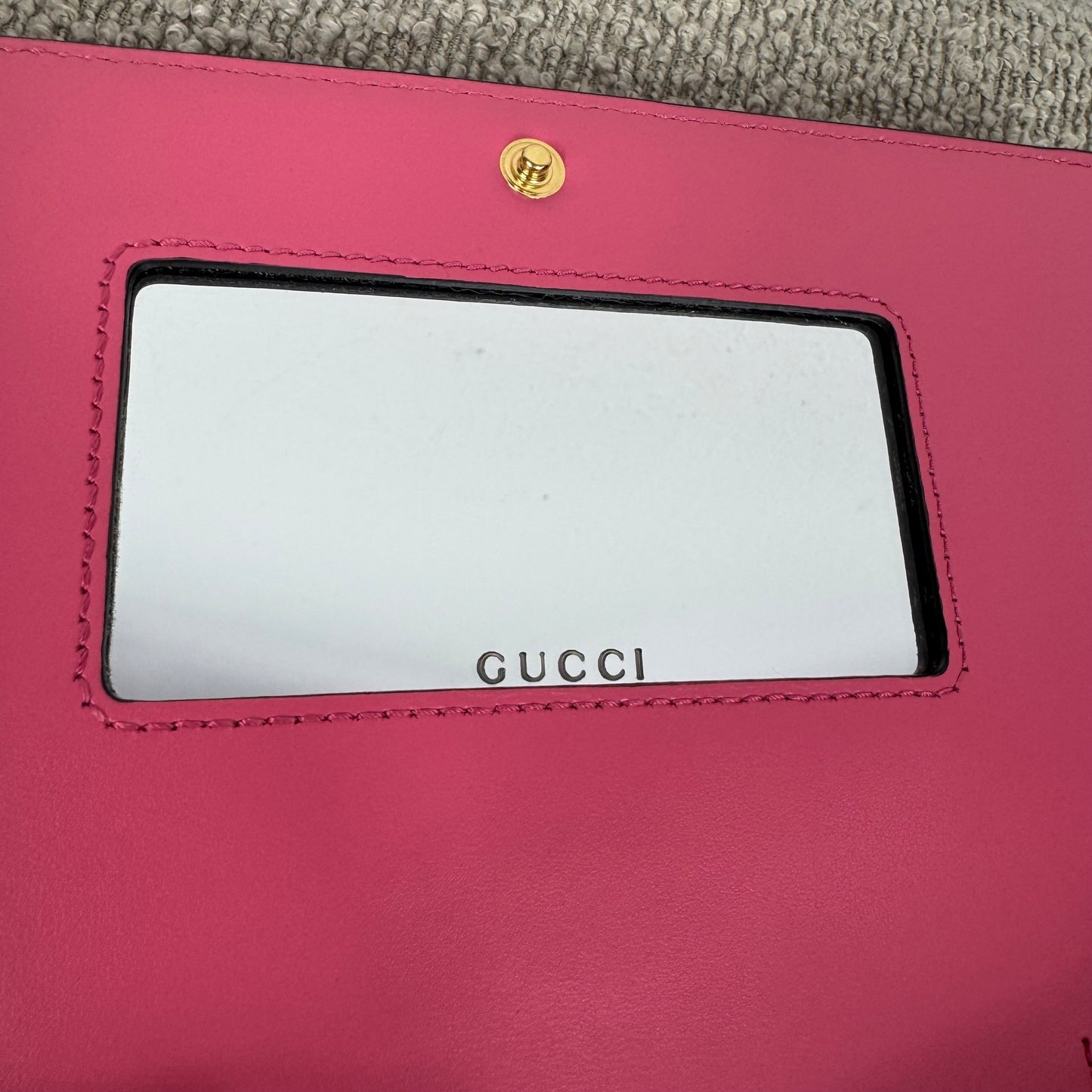 Gucci GG Matelassé Chain Wallet – Pink