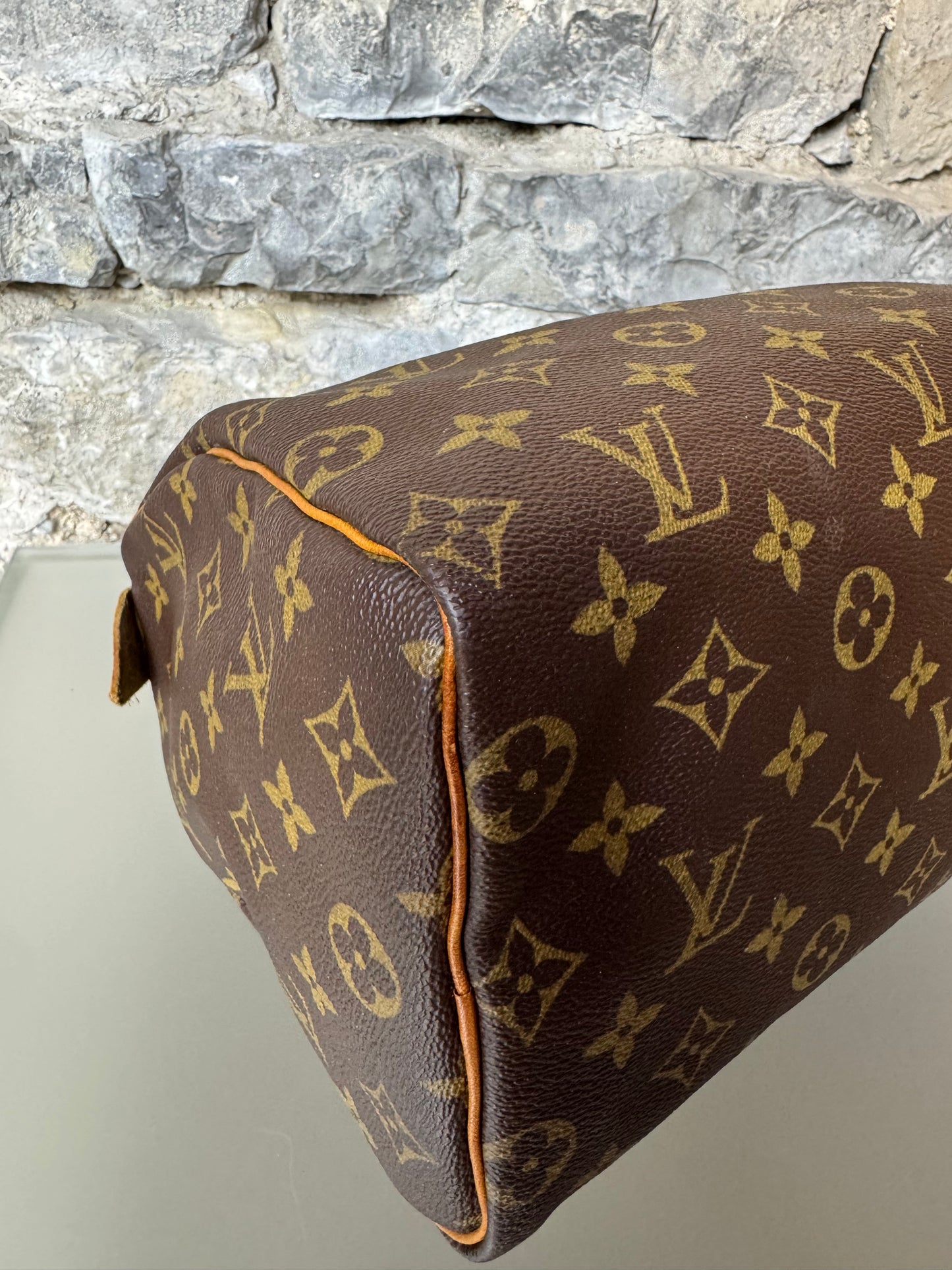Louis Vuitton Speedy 25 – Monogram