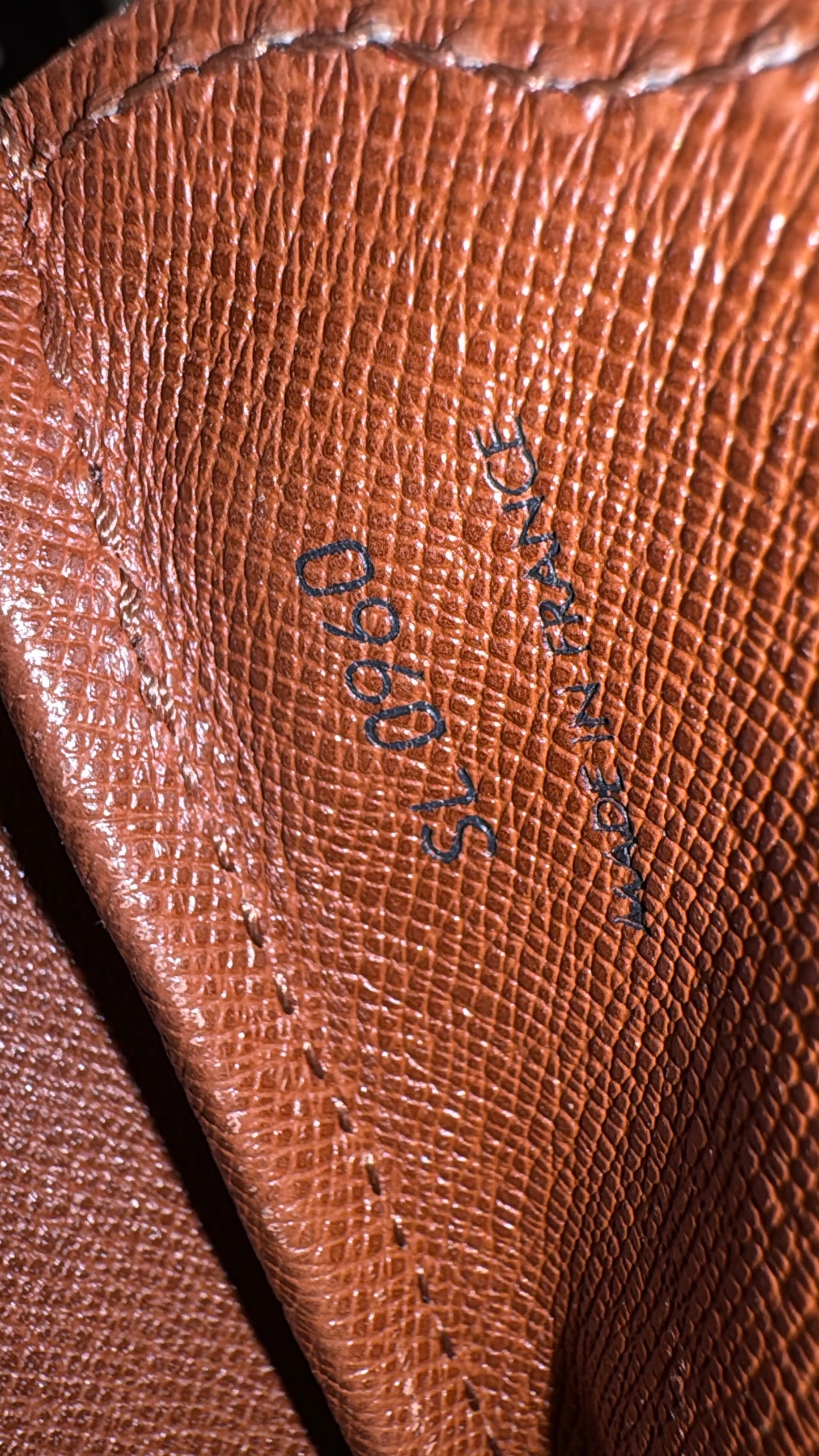 Louis Vuitton Cartouchière PM Schultertasche – Monogram