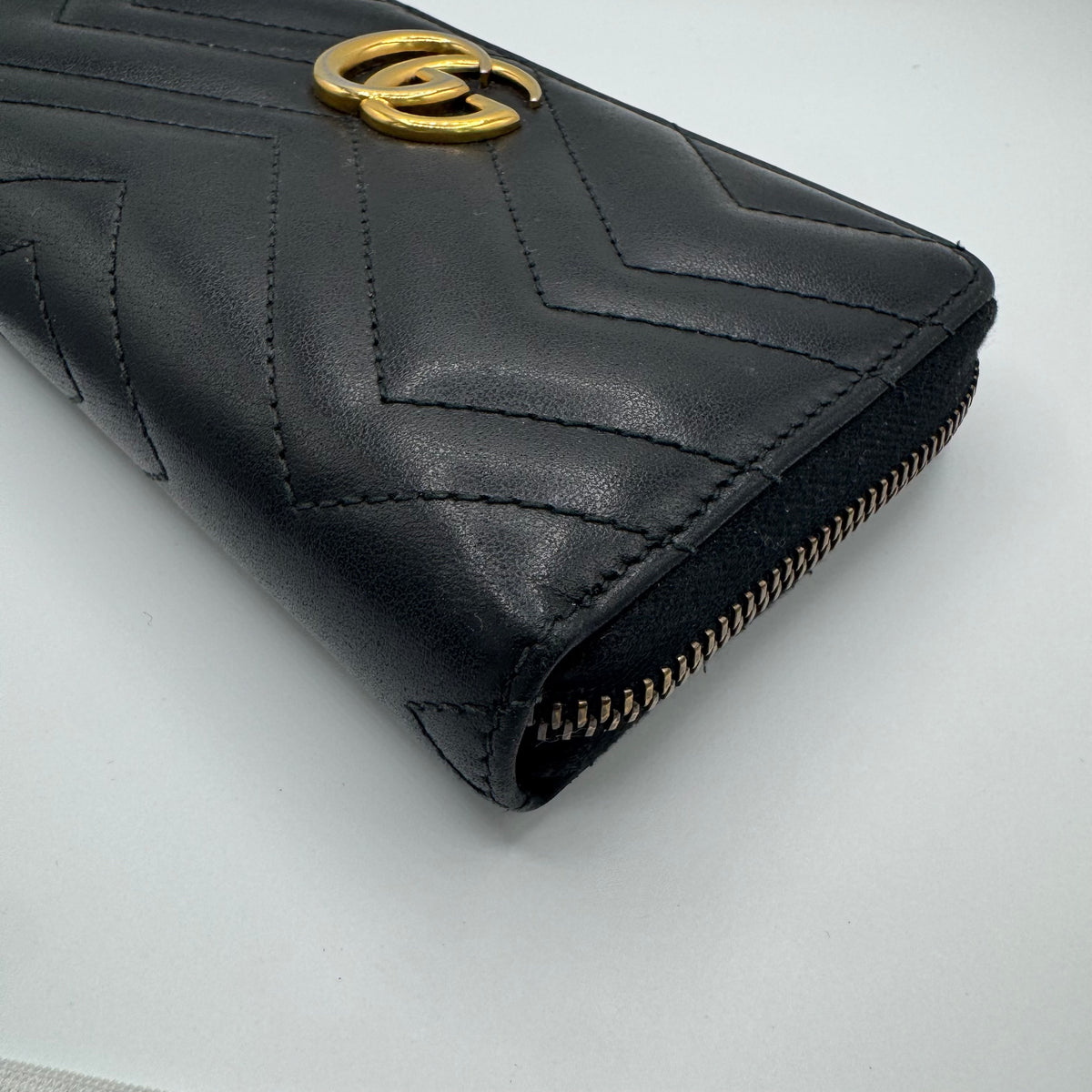 Gucci GG Marmont Geldbörse – Matelassé Leder Schwarz
