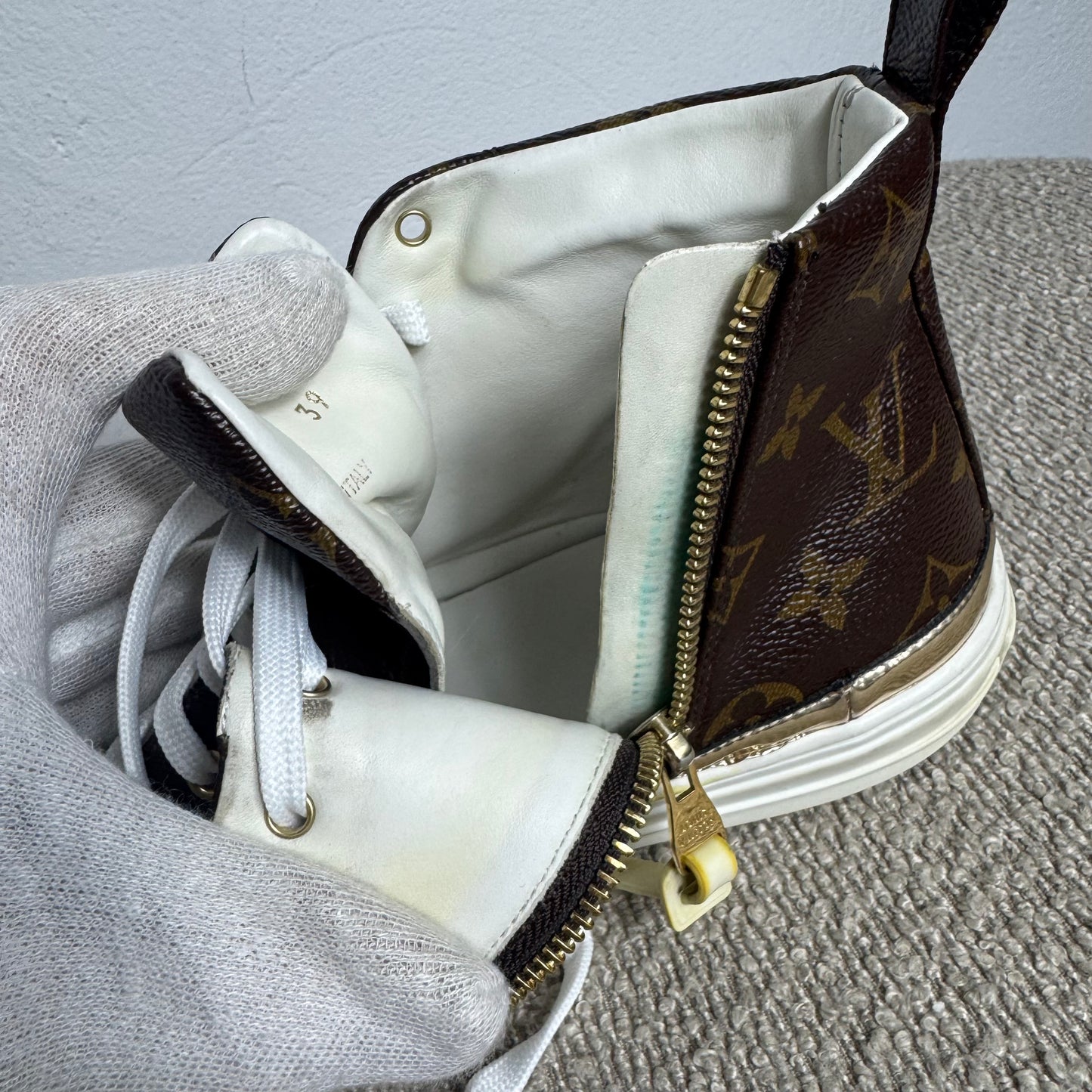 Louis Vuitton Stellar High-Top Sneaker Monogram Canvas – Gr. 39