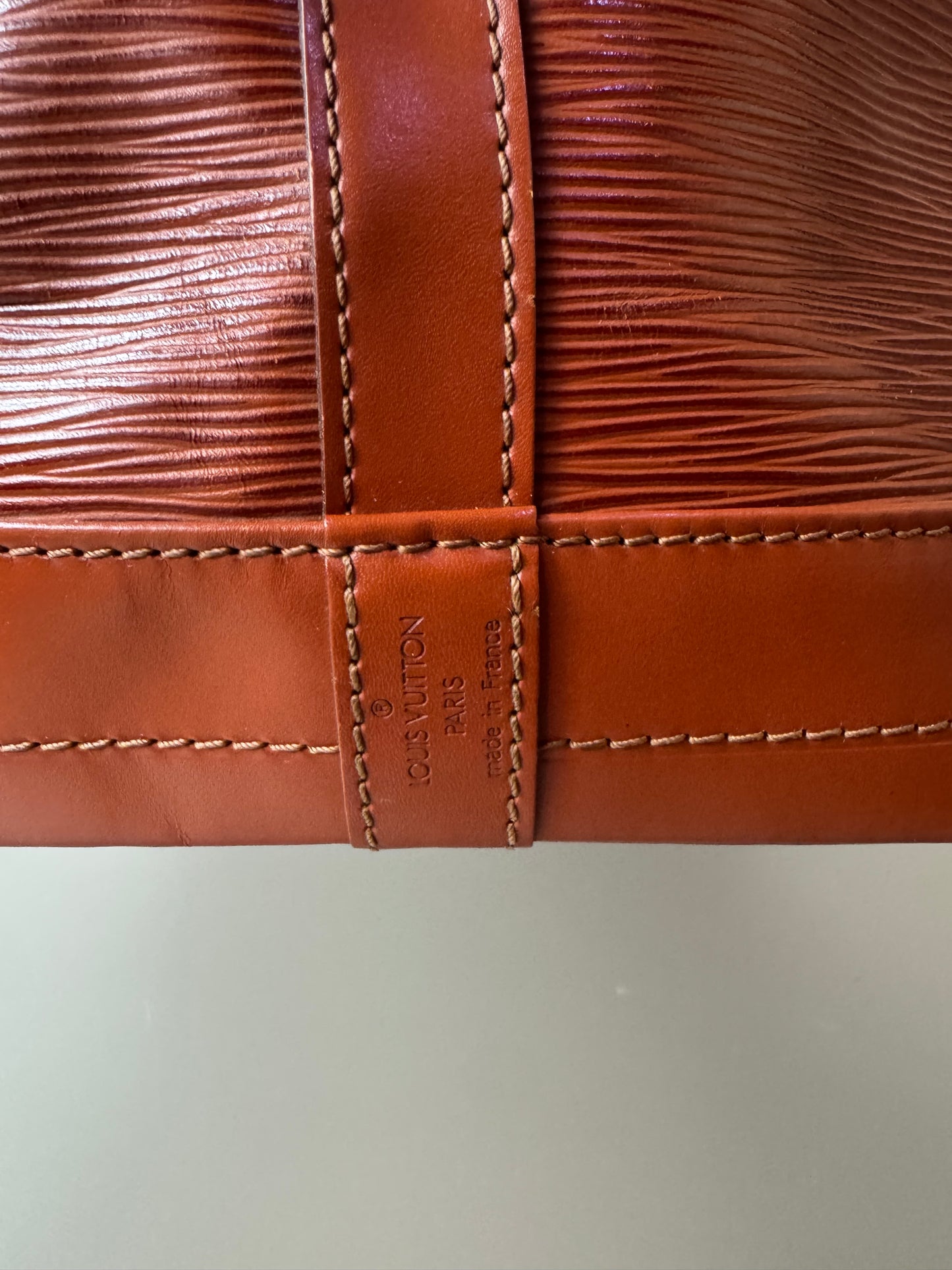 Louis Vuitton Noé Grande Epi Leder Braun – Vintage