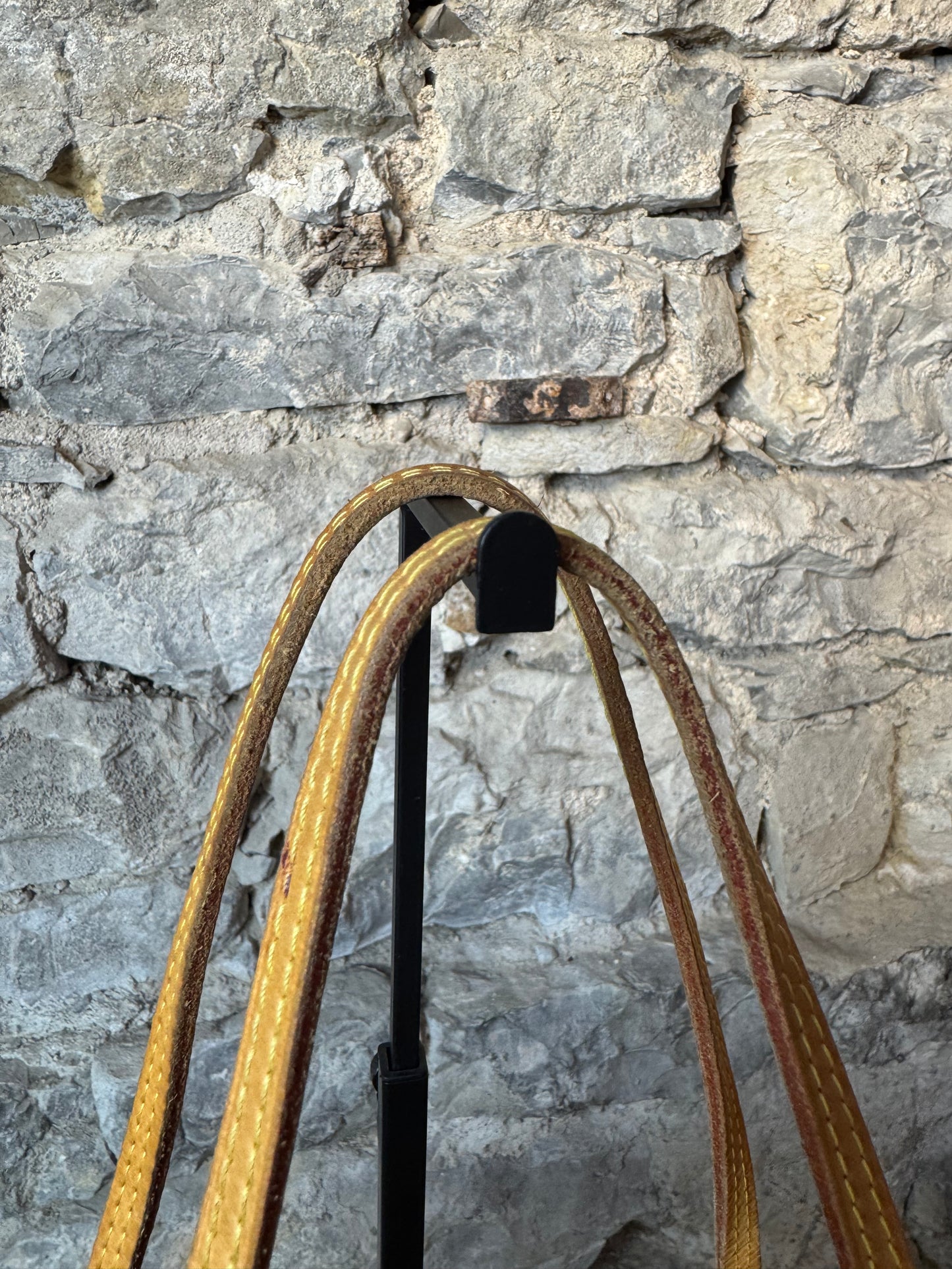 Louis Vuitton x Yayoi Kusama Neverfull – Monogram Dots Limited Edition