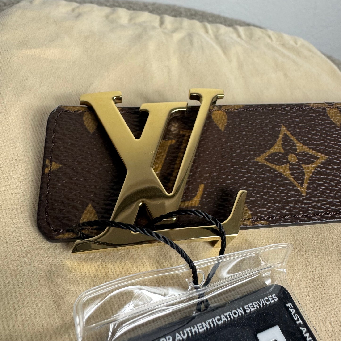 Louis Vuitton Initiales Wendegürtel 40 mm – Monogram / Schwarz