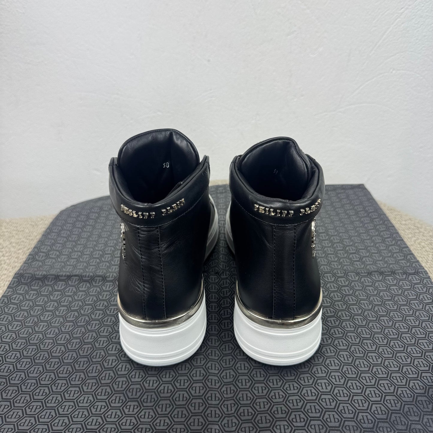 Philipp Plein High Top Skull Sneaker – Schwarz Gr. 38