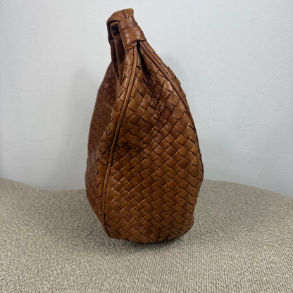 Bottega Veneta Intrecciato Nappa Hobo Bag – Braun