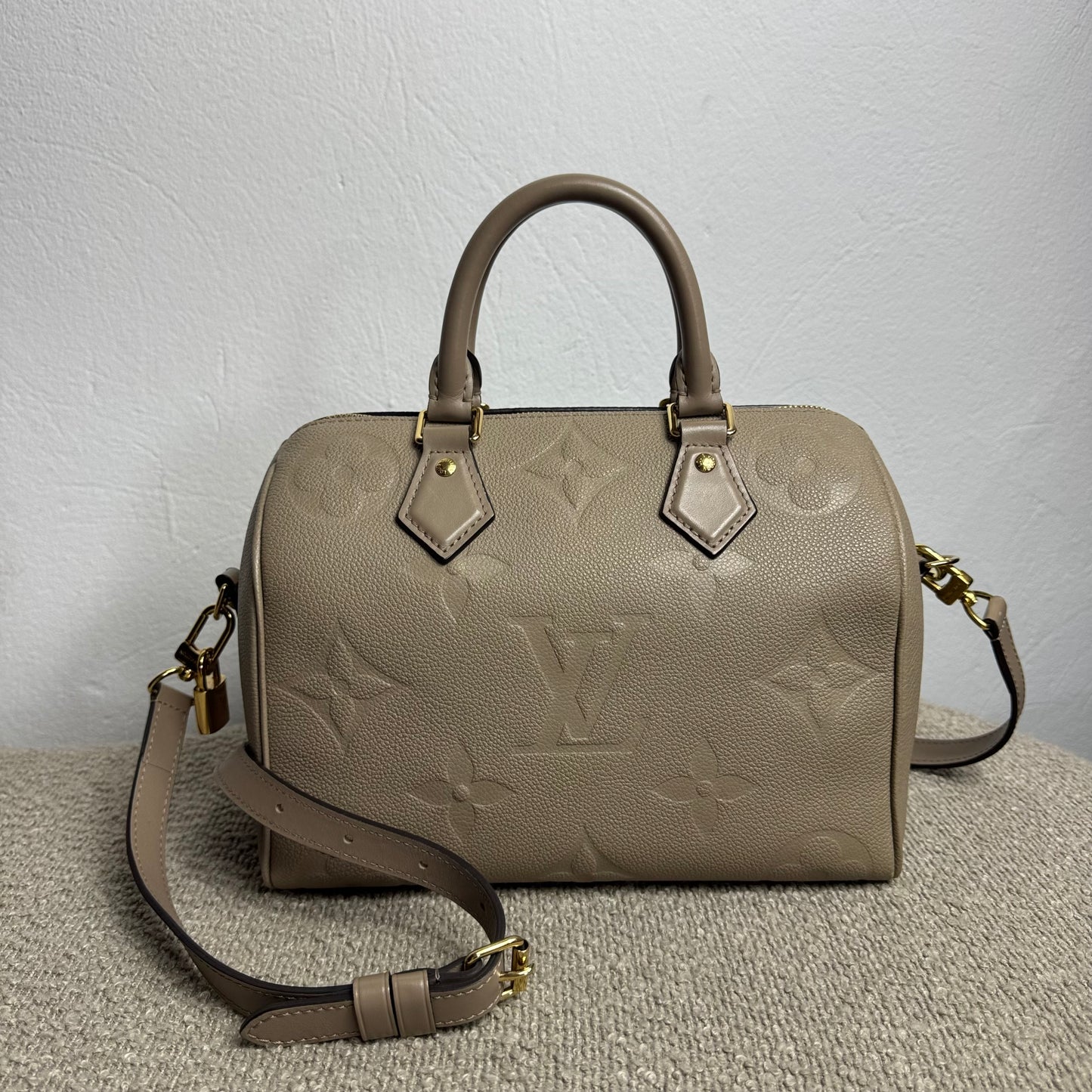 Louis Vuitton Speedy 25 Empreinte Leder Taupe