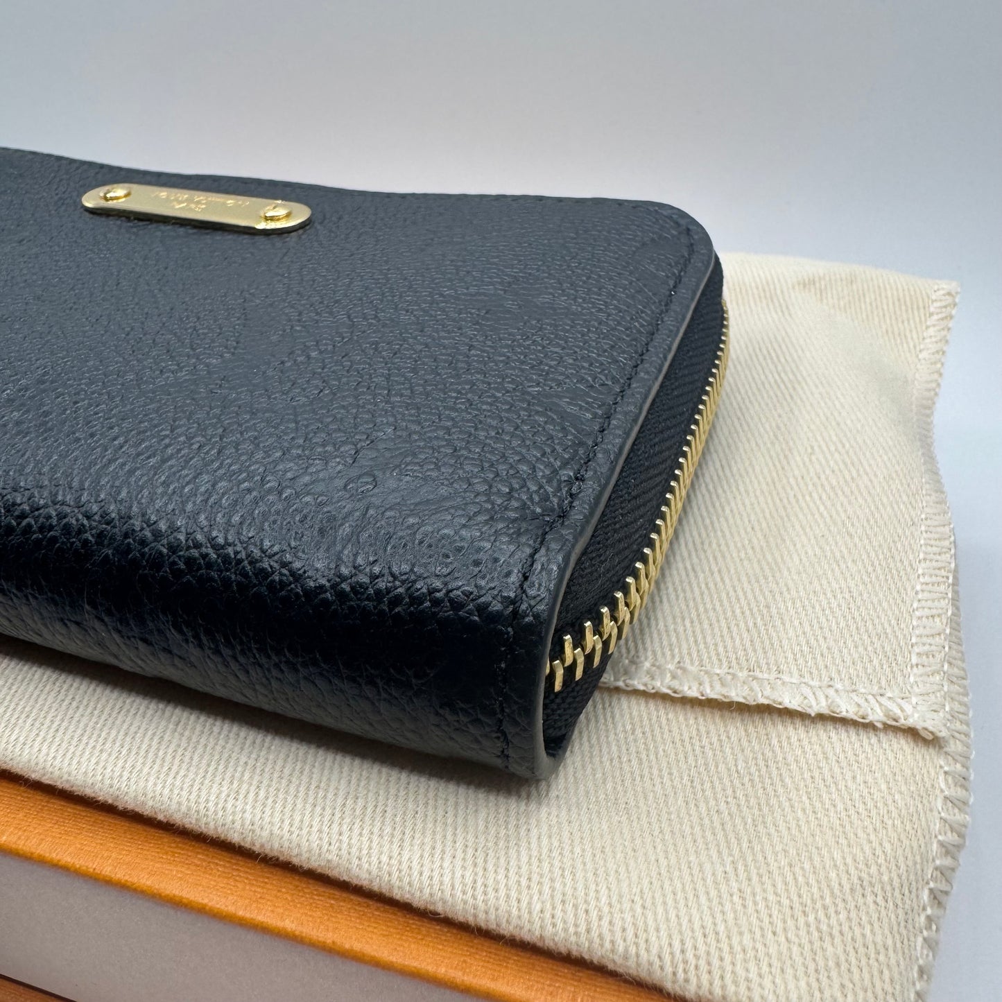 Louis Vuitton Margot Geldbörse Empreinte Leder Schwarz