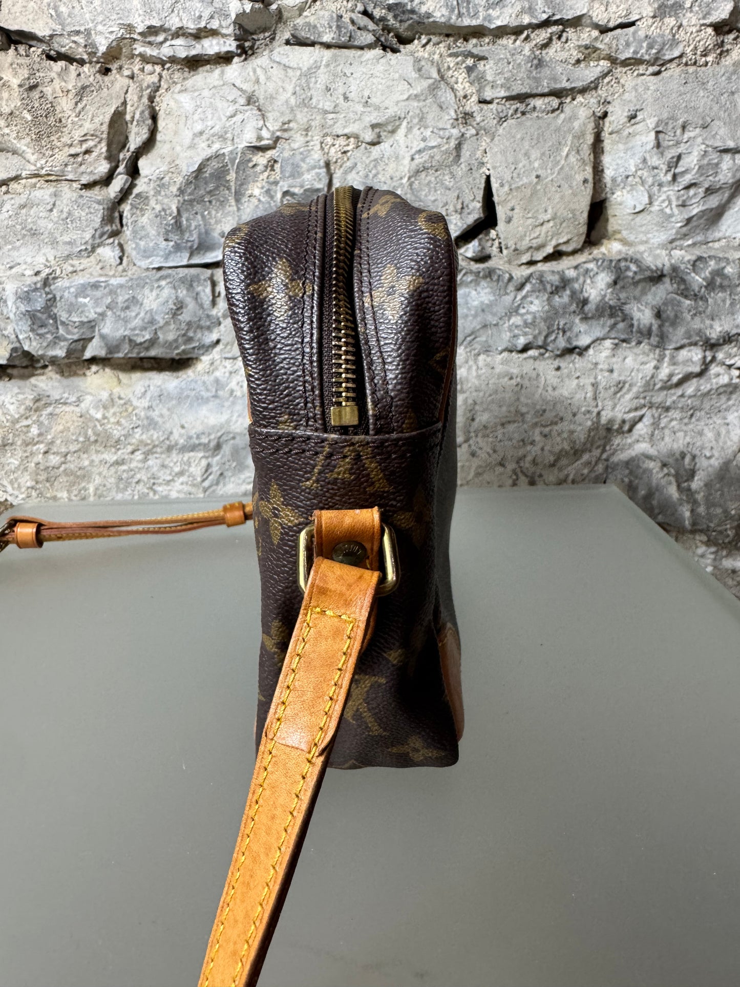 Louis Vuitton Trocadero 24 Monogram Canvas
