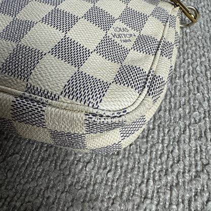 Louis Vuitton Pochette Accessoires Damier Azur Canvas