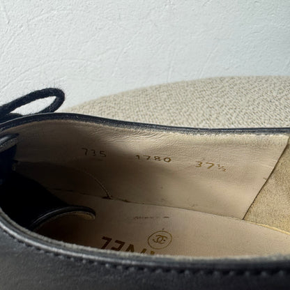 Chanel Cap-Toe Leder Schnürschuhe – Schwarz – Größe 37,5