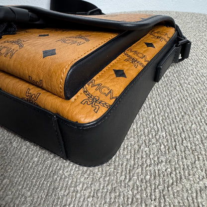 MCM Visetos Klassik Small Messenger