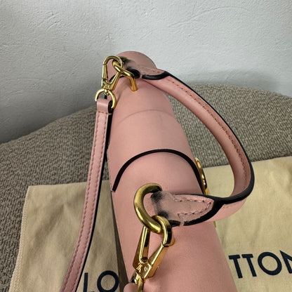 Louis Vuitton Locky BB – Monogram Canvas / Rosa