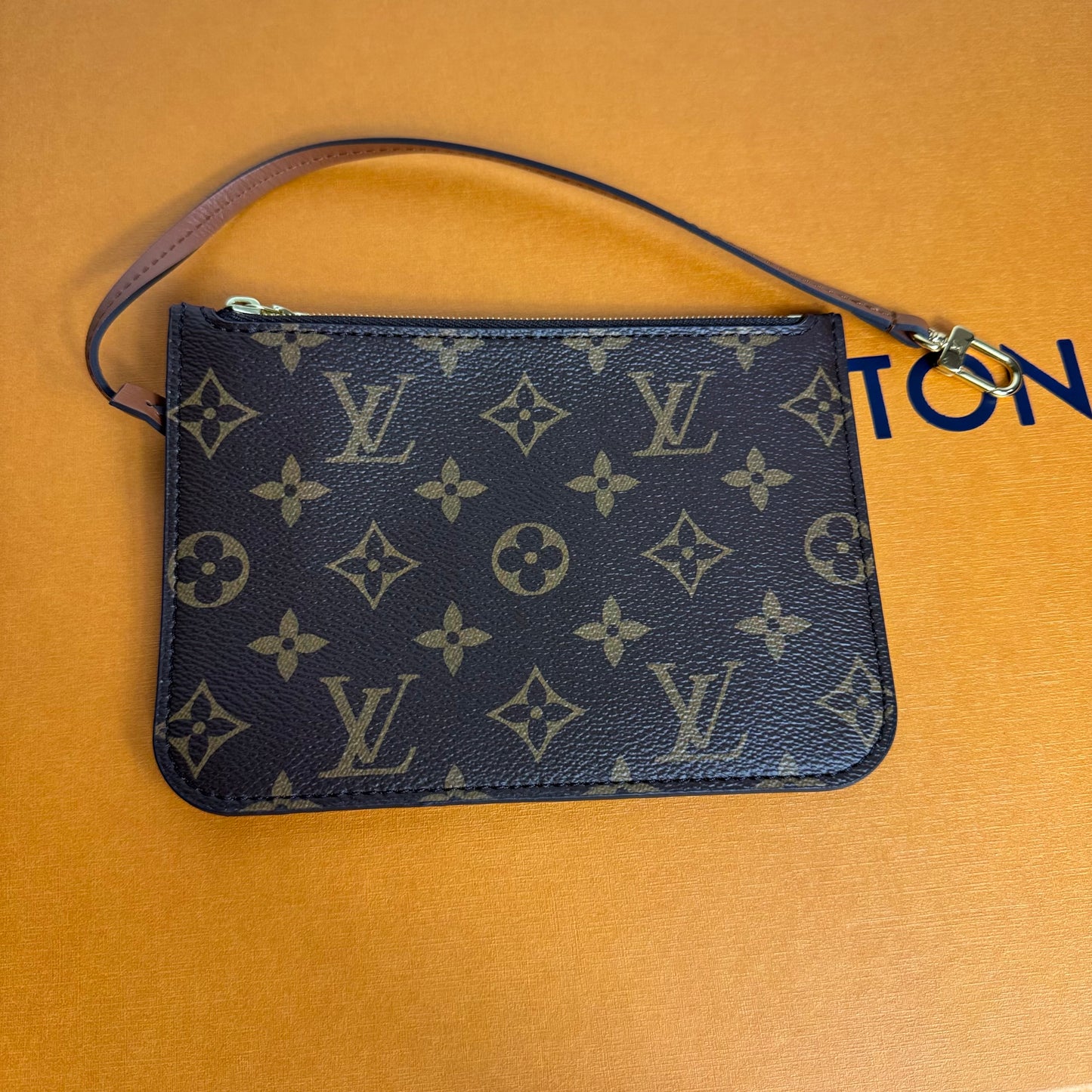 Louis Vuitton Loop Hobo Monogram
