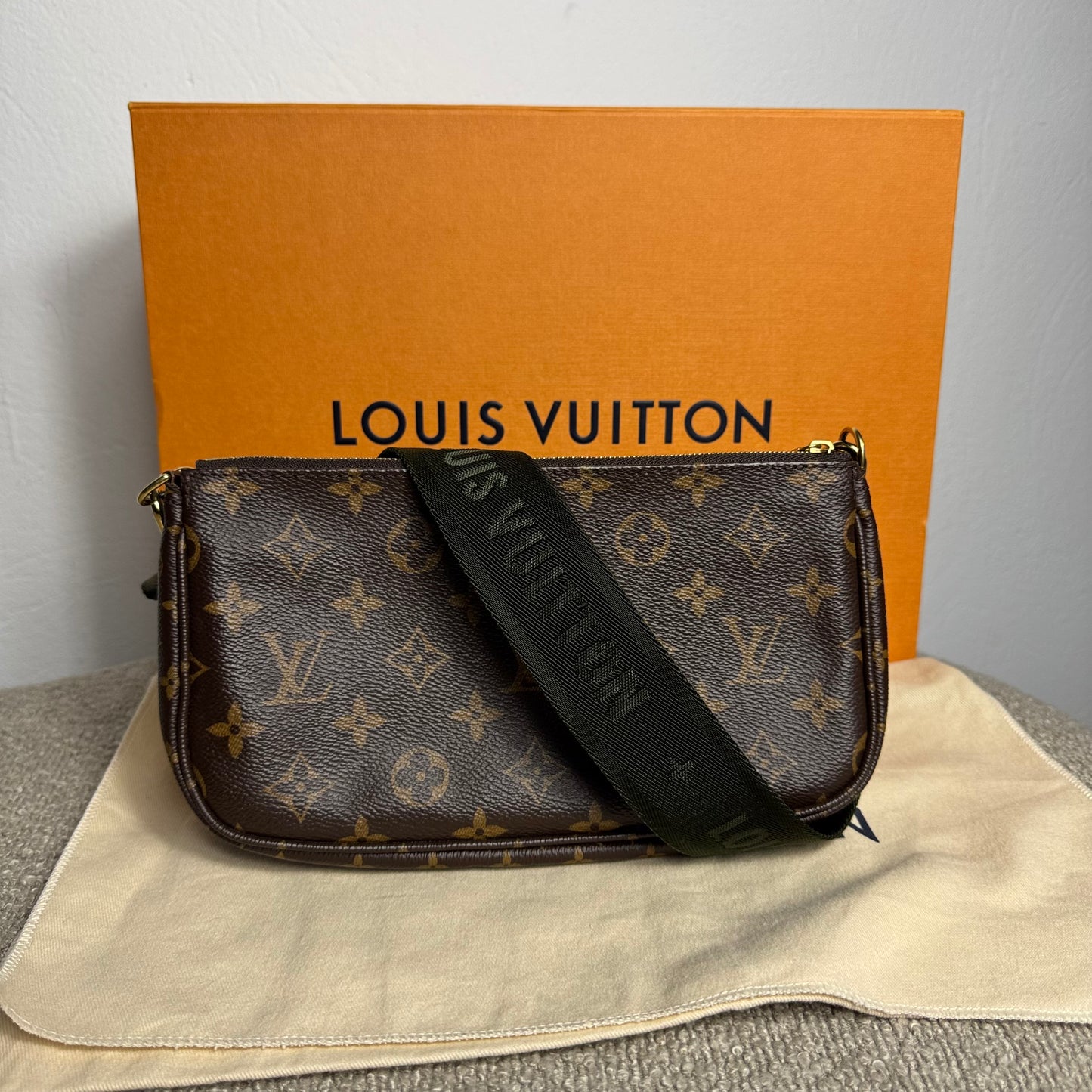 Louis Vuitton Multi Pochette Accessoires Monogram