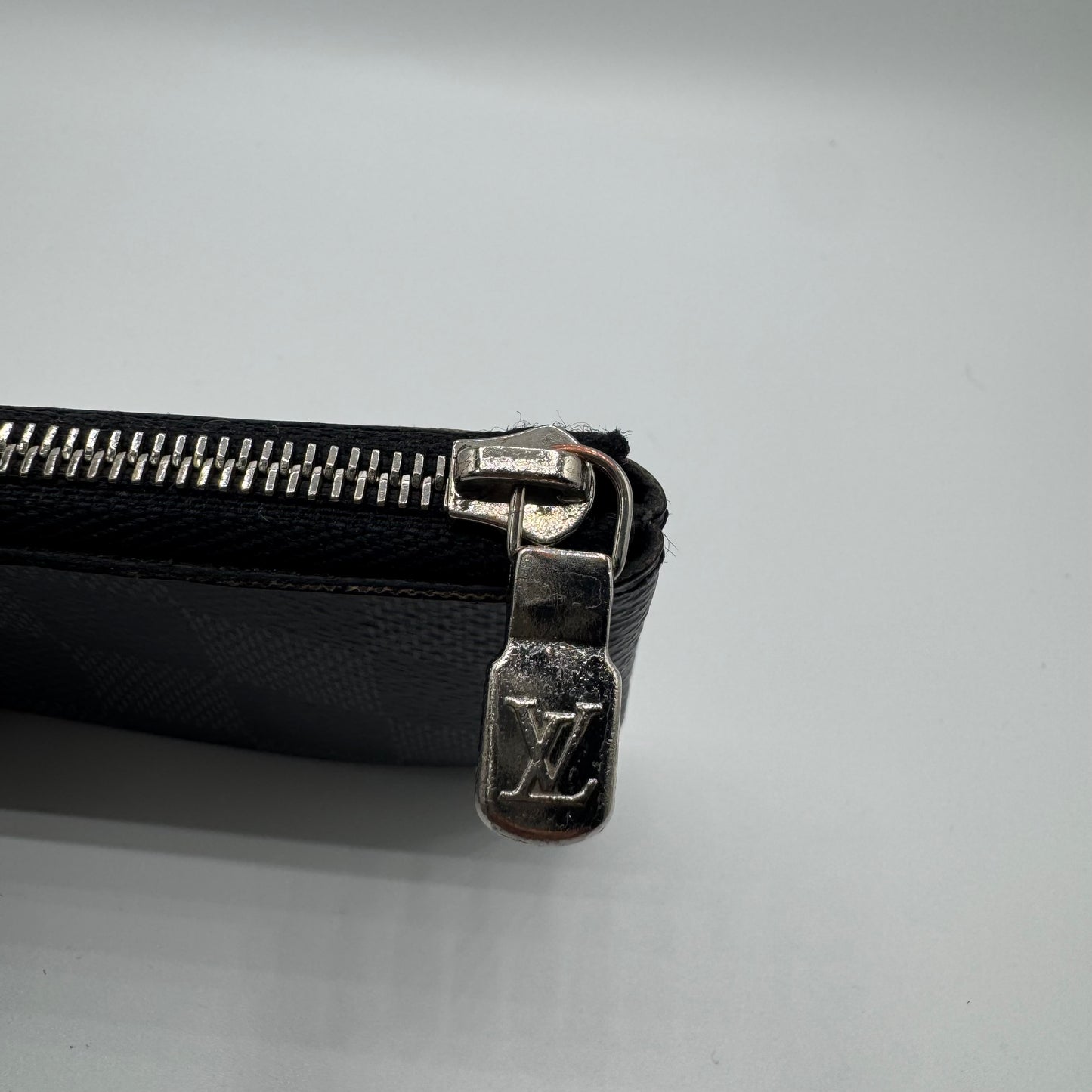 Louis Vuitton Schlüsseletui – Damier Graphite