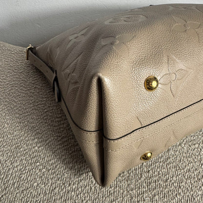 Louis Vuitton CarryAll MM – Monogram Empreinte Leder Taube