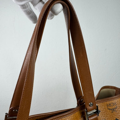 MCM Shopper – Visetos Cognac