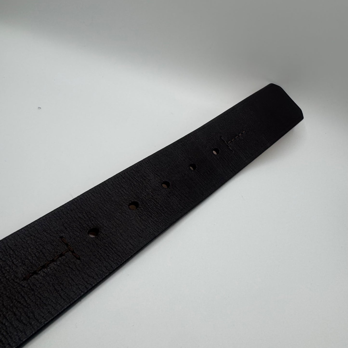 Louis Vuitton Inventeur Plate Buckle Ledergürtel – Schwarz – Gr. 90