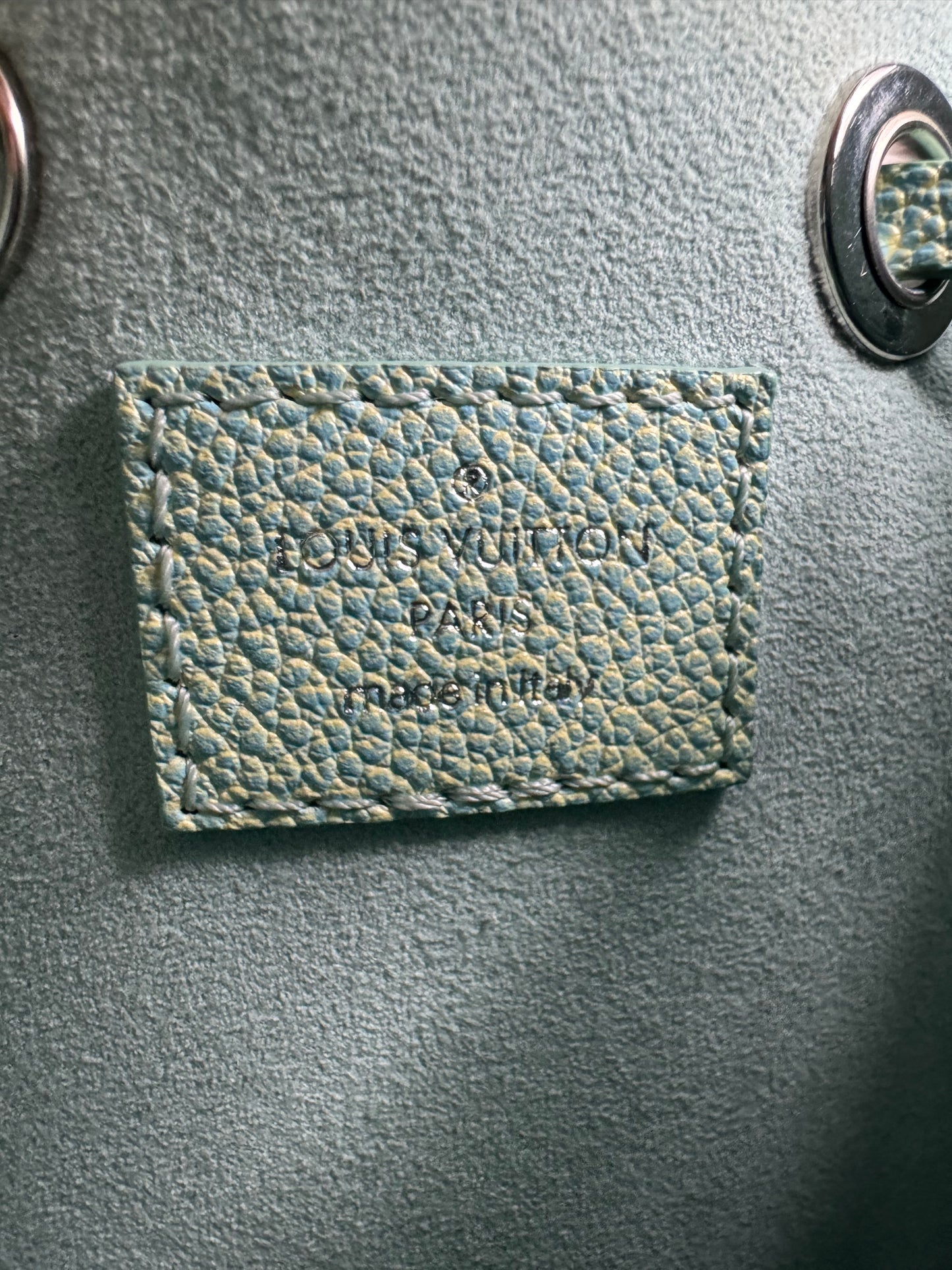 Louis Vuitton Néonoé BB – Monogram Empreinte „Summer Stardust“