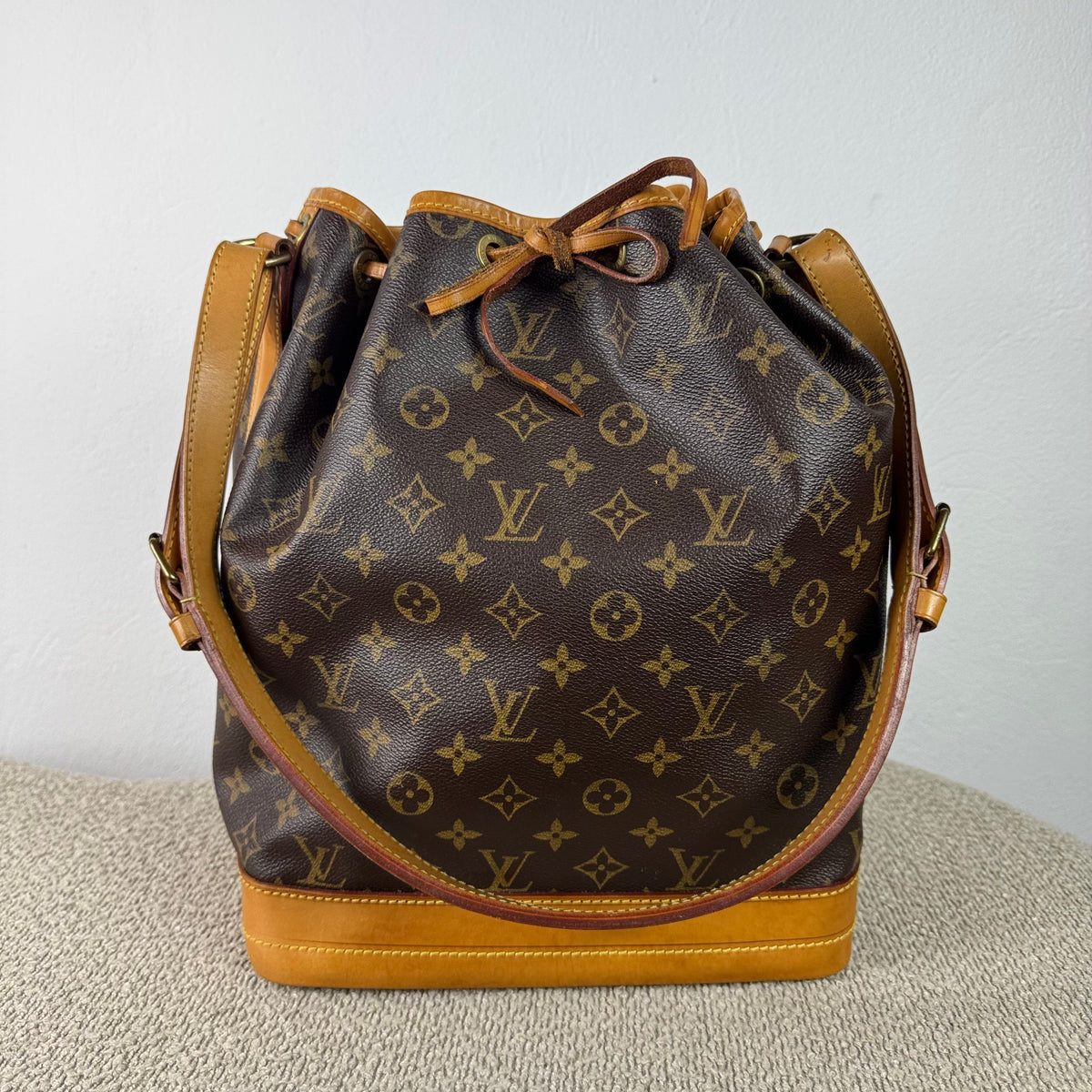 Louis Vuitton Sac Noé Grande – Monogram Canvas