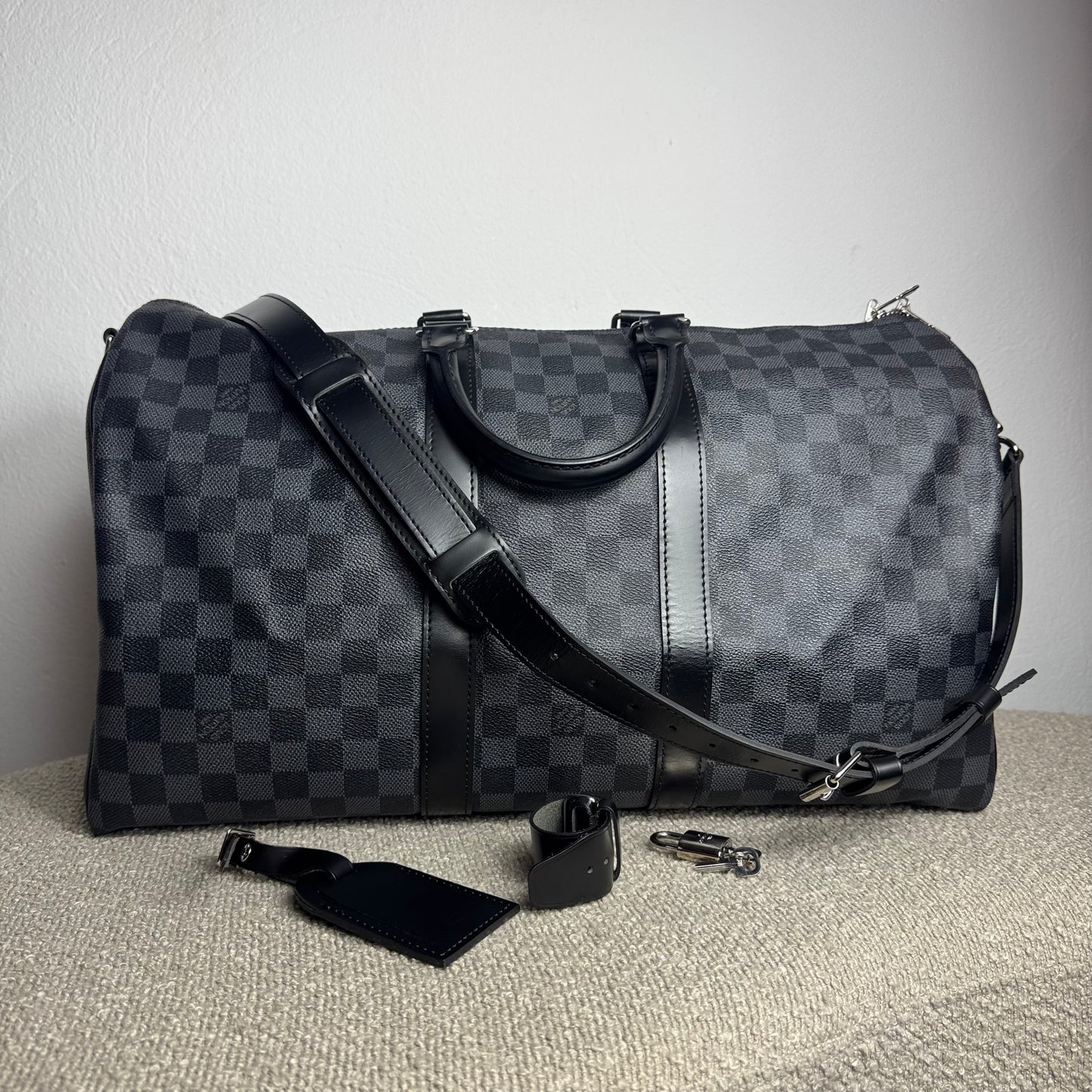 Louis Vuitton Keepall 45 Bandoulière – Damier Graphite