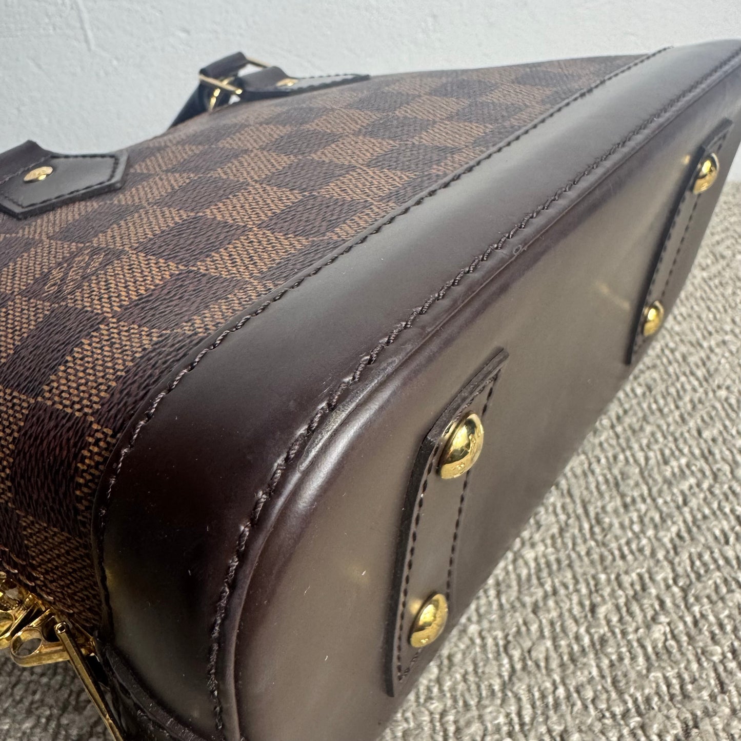 Louis Vuitton Alma BB – Damier Ebene