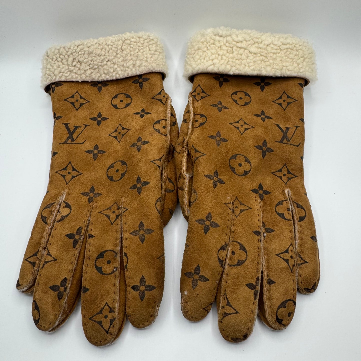 Louis Vuitton Monogram Handschuhe Lammfell Braun – Größe S