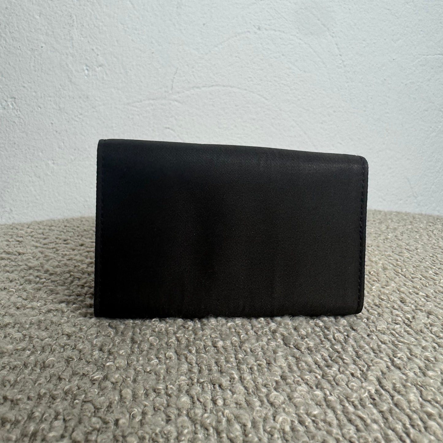 PRADA Nylon Schlüssel-Etui 6-fach Schwarz Saffiano