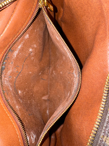 Louis Vuitton Trocadero 24 Monogram Canvas