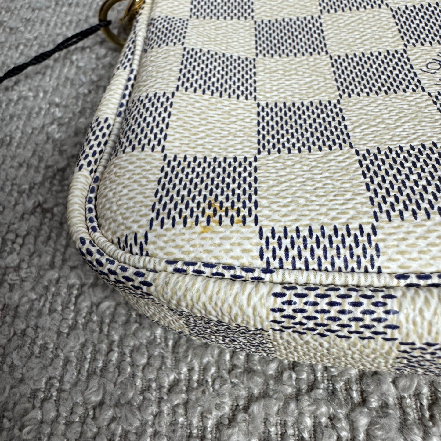 Louis Vuitton Mini Pochette Accessoires Damier Azur