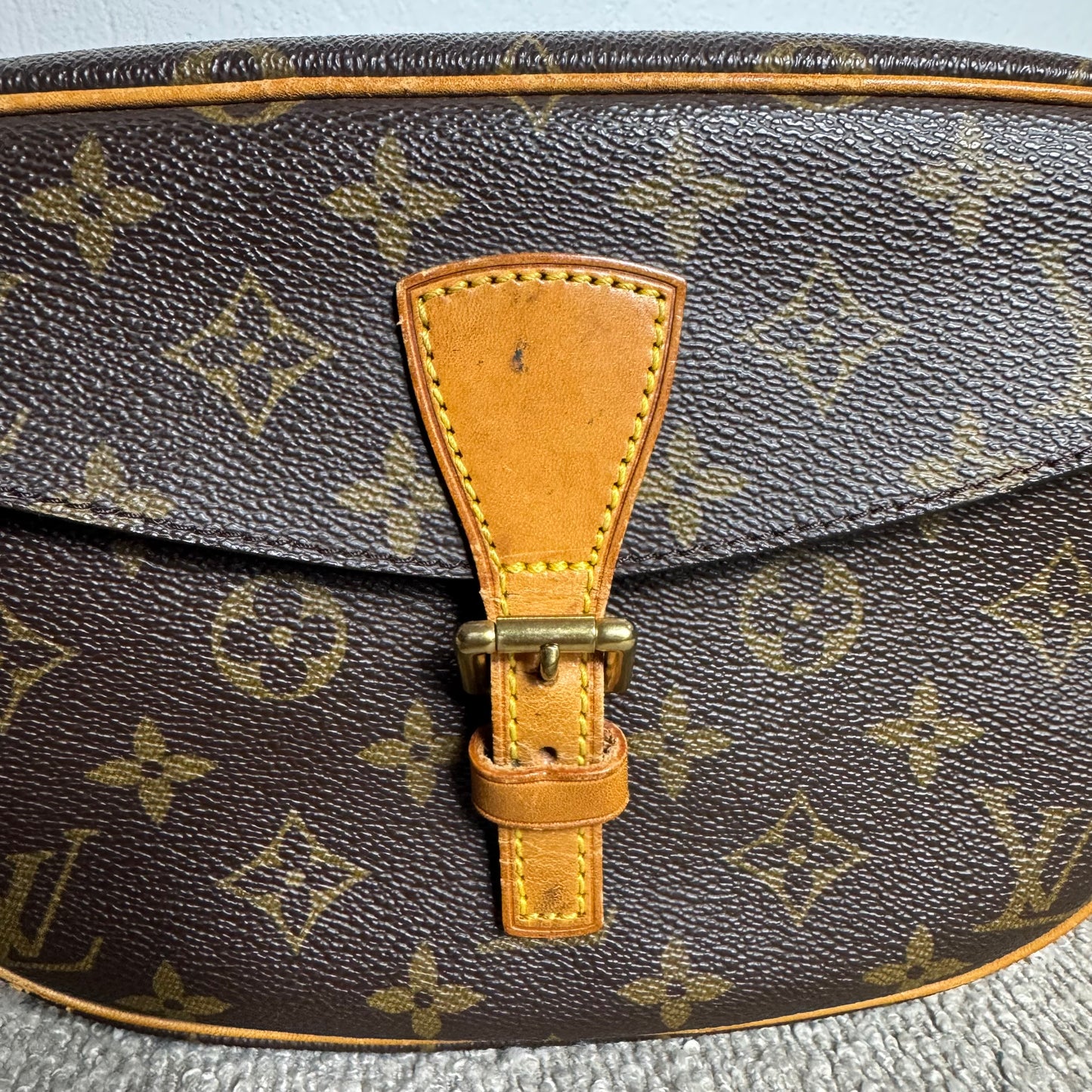 Louis Vuitton Jeune Fille MM Monogram
