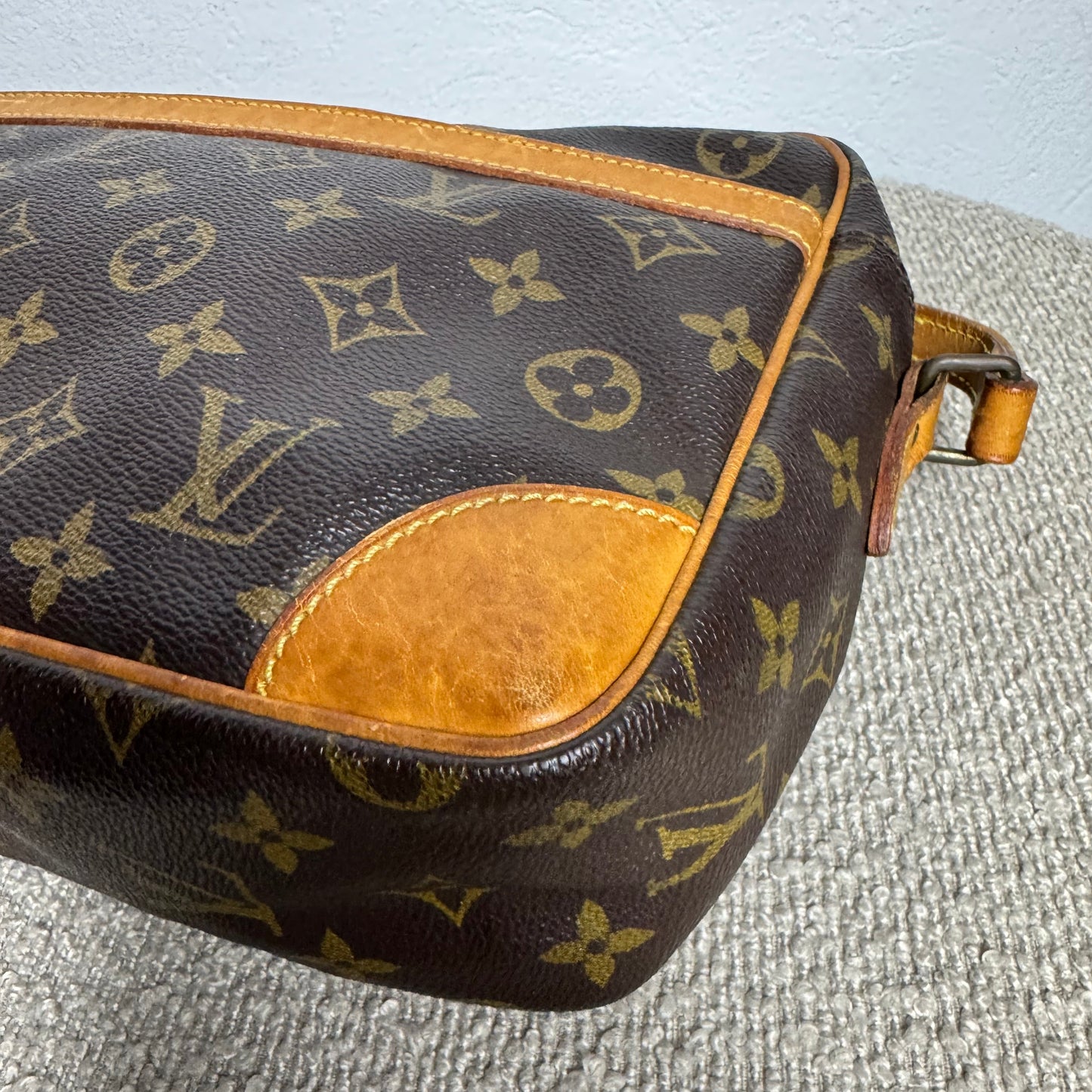 Louis Vuitton Trocadéro 30 Monogram
