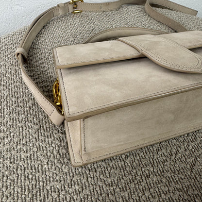 Jacquemus Le Bambino Long – Wildleder Beige