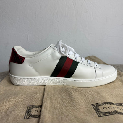 Gucci Ace Damen-Sneaker – Weiß mit Web-Streifen und Bienen-Stickerei