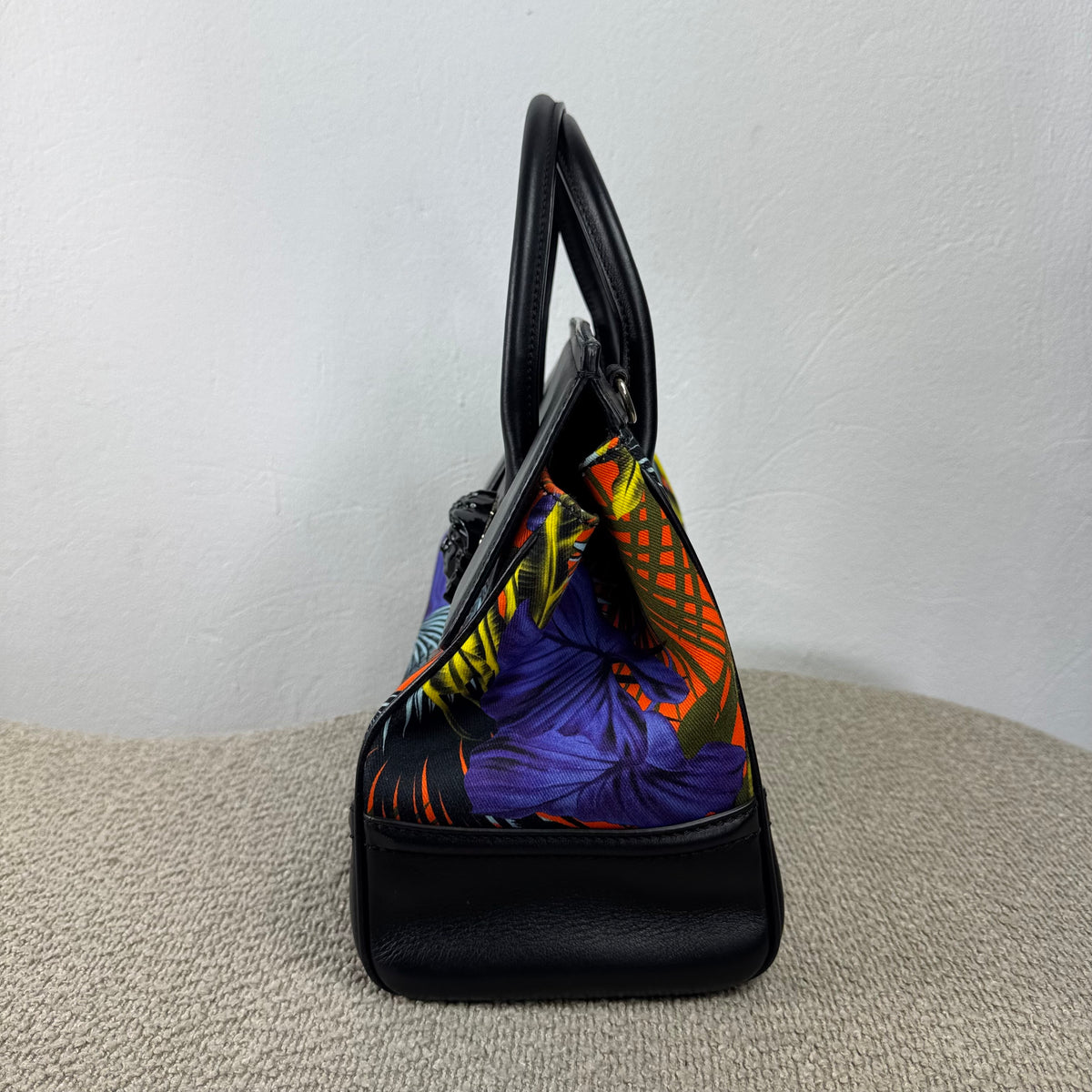 Versace La Medusa Large Top Handle Bag – Schwarz / Multicolor