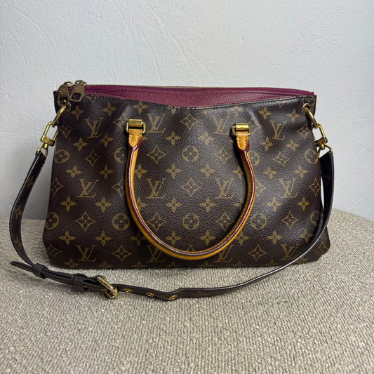 Louis Vuitton Pallas Monogram