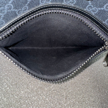Gucci GG Supreme Messenger Tasche – Schwarz / Grau
