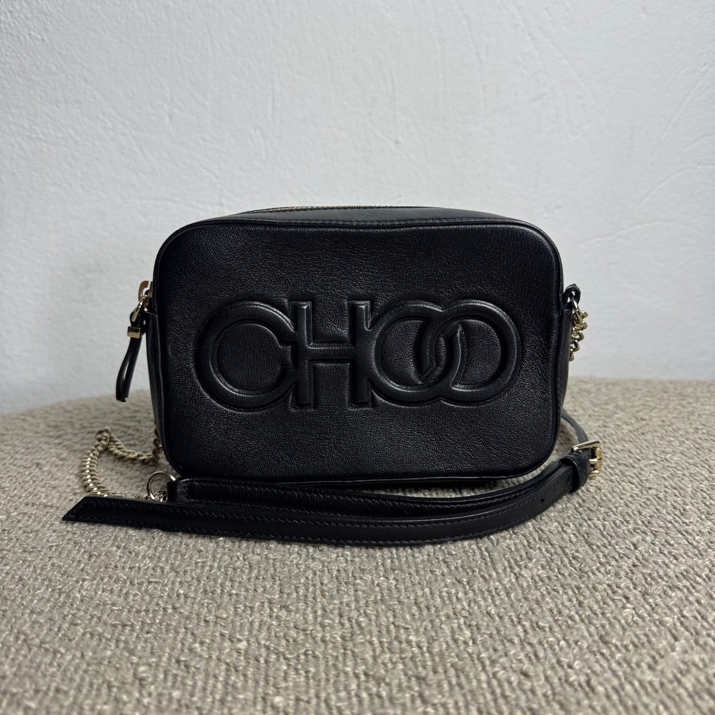 Jimmy Choo „Hali“ Grained Leather Camera Bag Schwarz