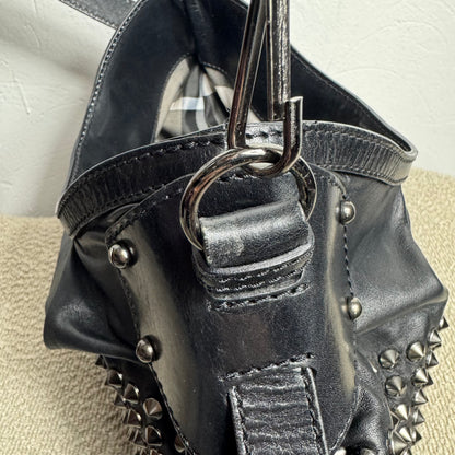 Burberry Studded Susanna Bucket Bag Leder - Schwarz