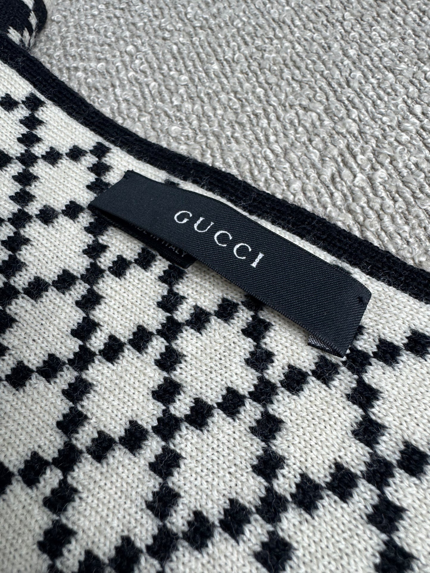 Écharpe Gucci – Noir / Crème – 100 % laine