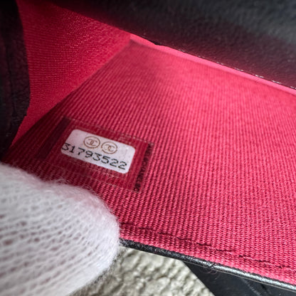 Chanel 19 Wallet on Chain