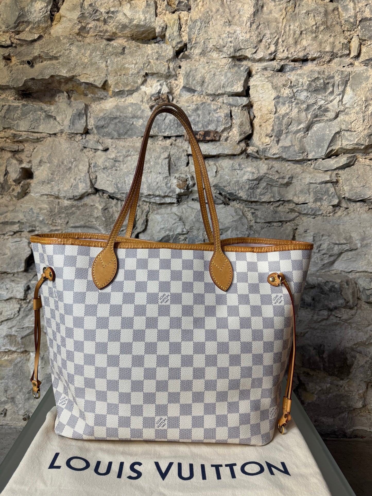 Louis Vuitton Neverfull MM – Damier Azur mit Pochette