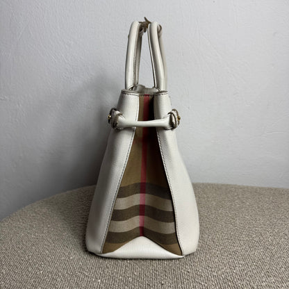 Burberry Banner Bag Grainy Calfskin Weiß