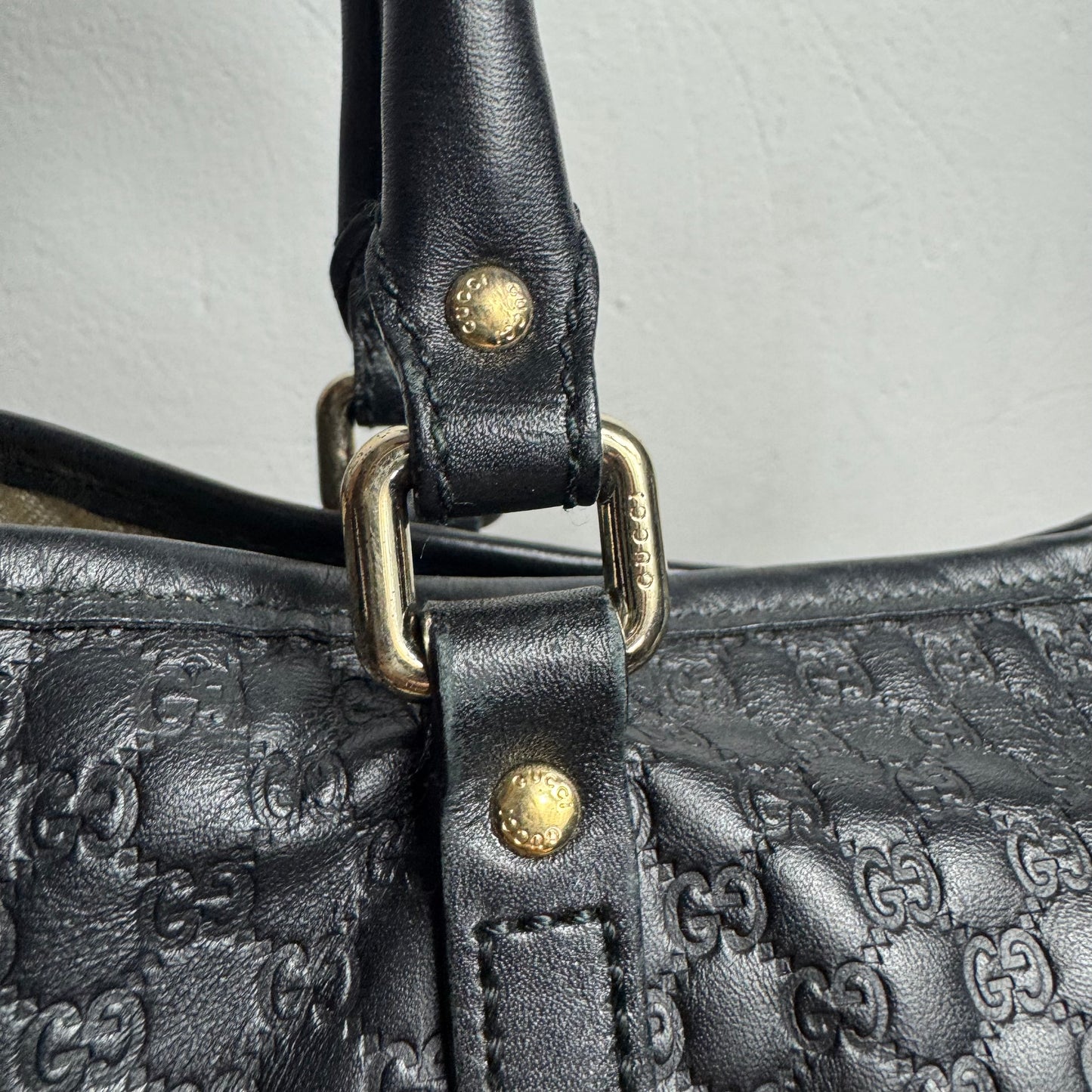 Gucci Microguccissima Leder Shopper Schwarz